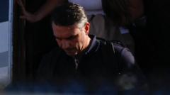Flávio Bolsonaro usou passaporte brasileiro cancelado para entrar nos EUA; siga