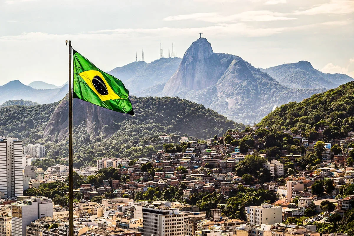 Projeção do FMI mostra Brasil de volta à 8ª posição de maior economia do mundo em 2027